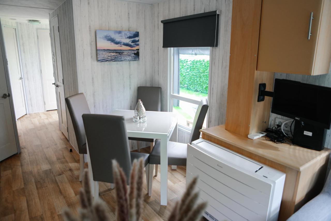 Chalet Op 5* Camping De Paardekreek Kortgene Luaran gambar