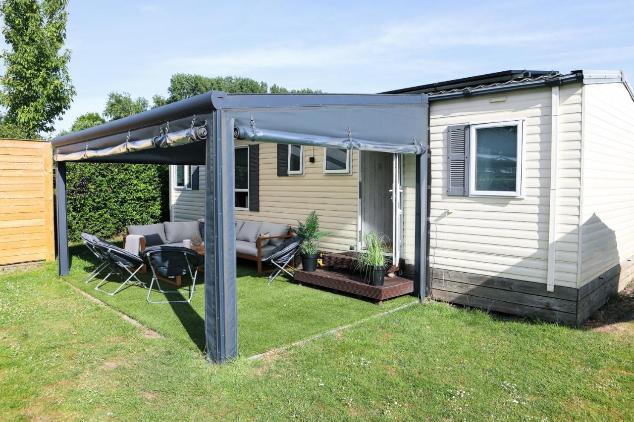 Chalet Op 5* Camping De Paardekreek Kortgene Luaran gambar