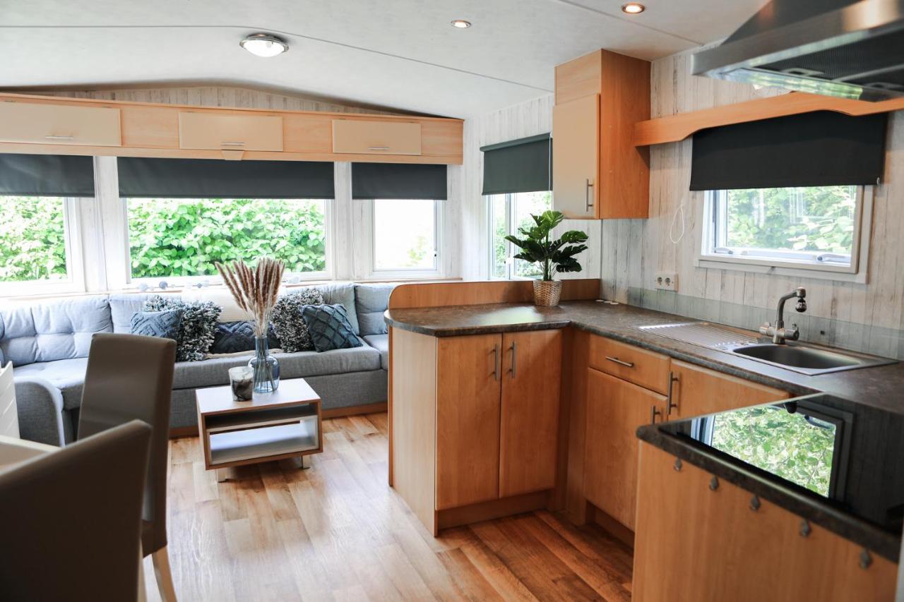 Chalet Op 5* Camping De Paardekreek Kortgene Luaran gambar