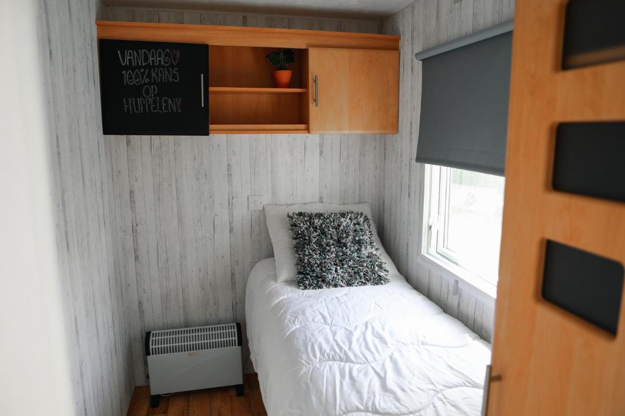 Chalet Op 5* Camping De Paardekreek Kortgene Luaran gambar